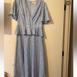 I love this dress, sad it doesn’t fit anymore